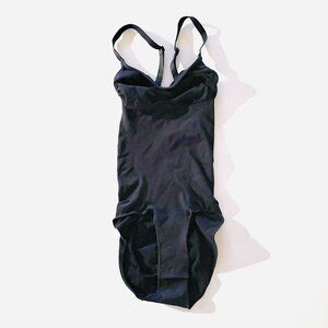 NWOT Skims Shapewear Brief Bodysuit